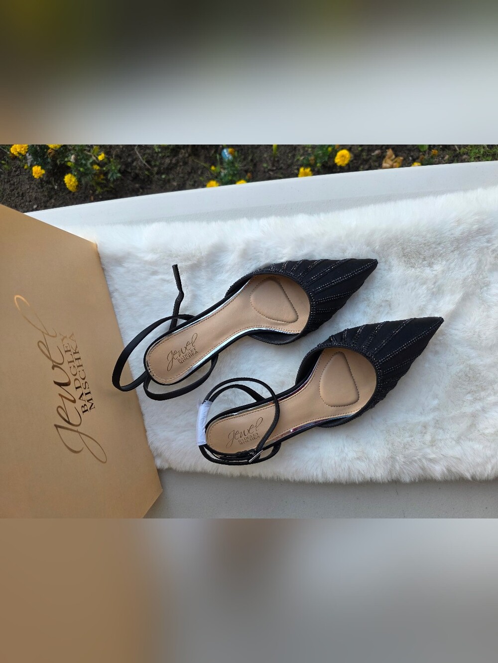 Jewel Badgley Mischka Women's Fable Evening Pumps - Black Satin, 7.5 - Picture 4 of 7